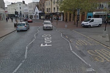 Police appeal after victim robbed in Town centre