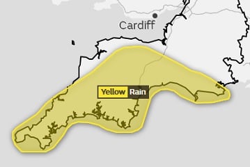 Yellow weather warning issued for weekend