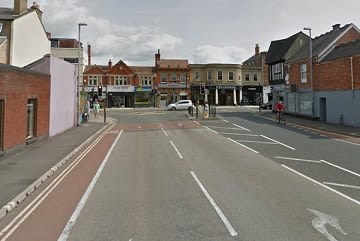 Appeal for witnesses after street robbery